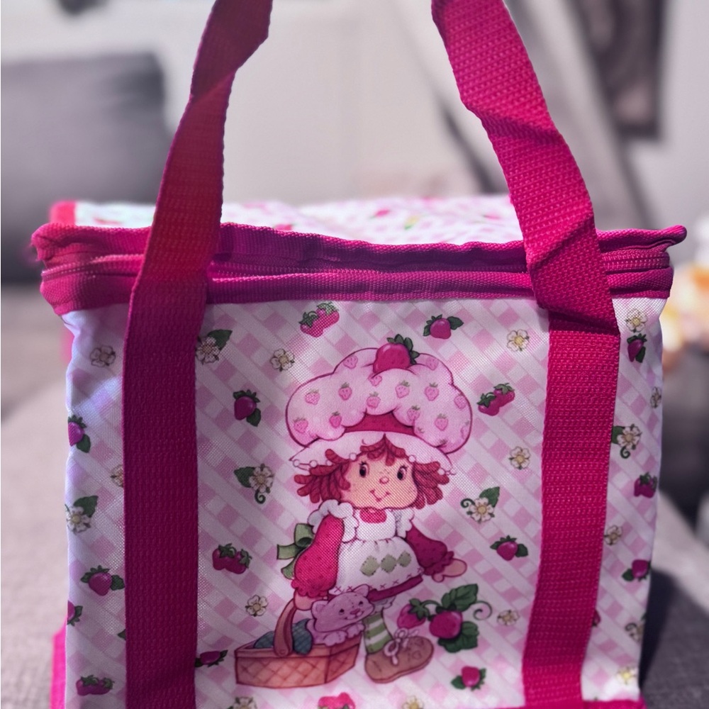 Strawberry shortcake cooler bag